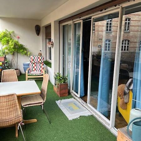 Grand Appartement Avec Balcon Et Parking Gratuit Sur Place Paris Exterior foto