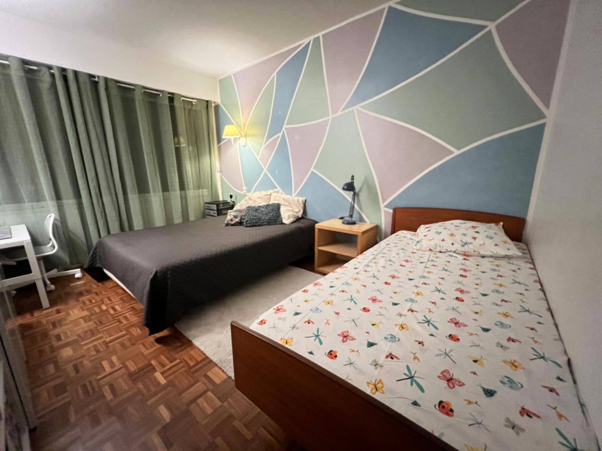 Grand Appartement Avec Balcon Et Parking Gratuit Sur Place Paris Exterior foto